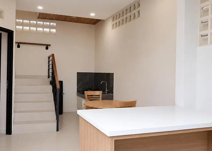 ゲストハウス Courtyard Room At Guesthouse Zio 3*